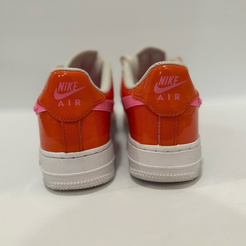 AIR FORCE 1 LOW PS Valentine's Day 2023 Youth size 4.5 - Picture 2 of 9